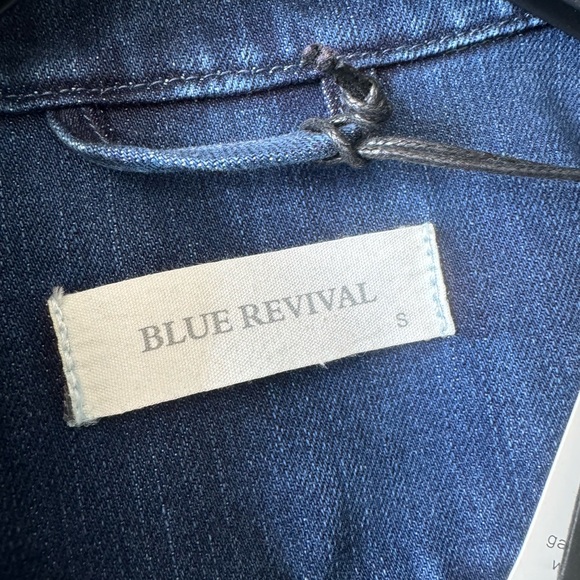 BLUE REVIVAL DENIM BLUE JACKET SO BEAUTIFUL AND PERFECT FOR ANY OCASIÓN. - Picture 10 of 11